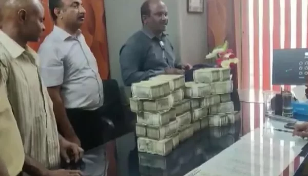 Ahead of Karnataka polls, Rs 1 crore in cash seized in Bengaluru